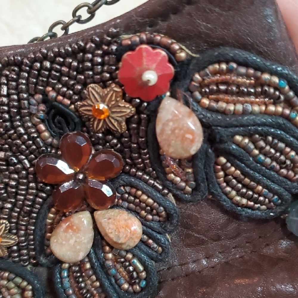 Mary Frances VINTAGE Brown Leathrr Embellished Beaded Shoulder Bag 8 X 4.5 - Picture 7 of 8